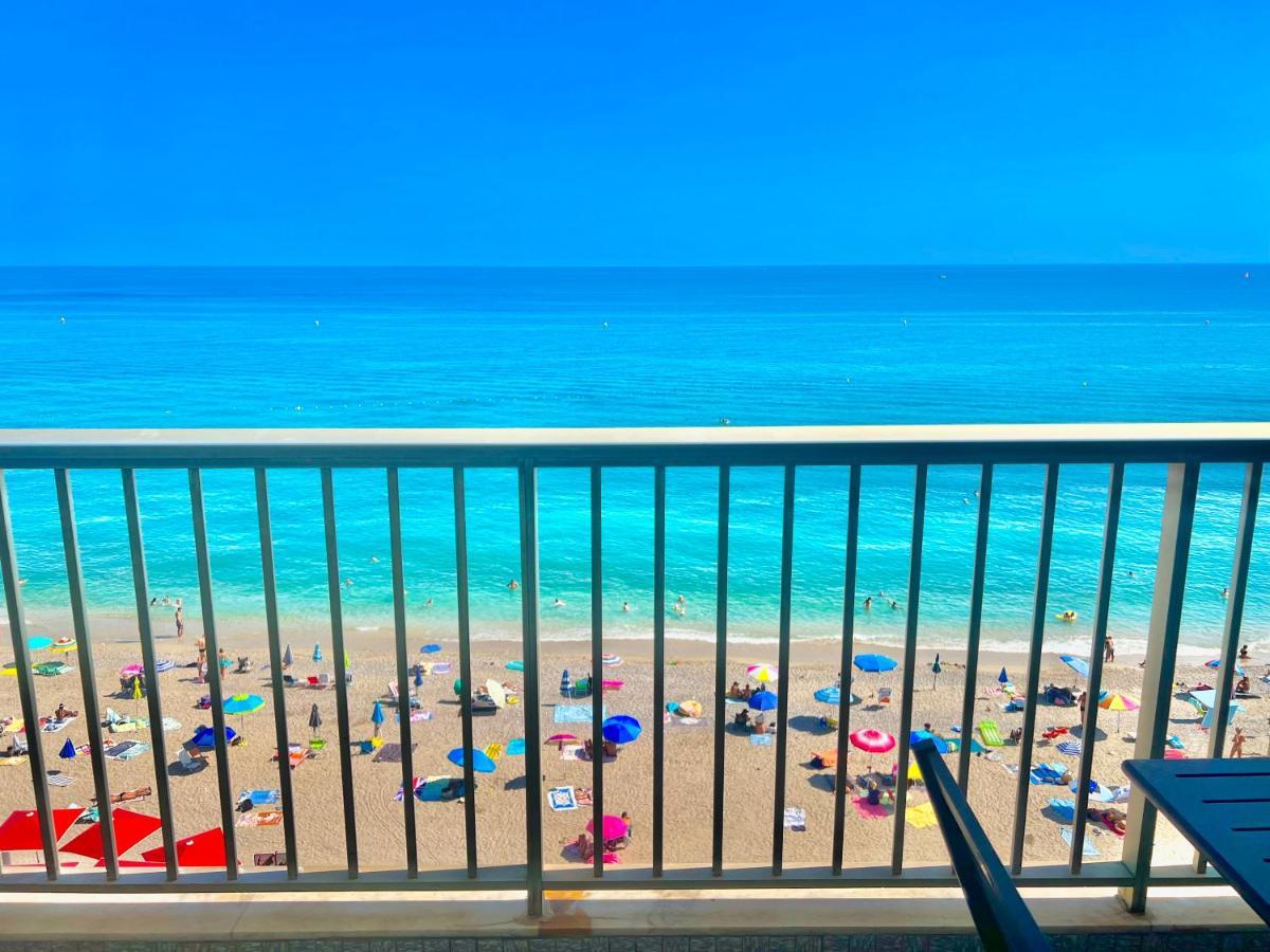 Seaviews By Jenni Menton, La Suite, Superbe Front De Mer, Top Emplacement Avec Terrasse Et Parking! Eksteriør billede